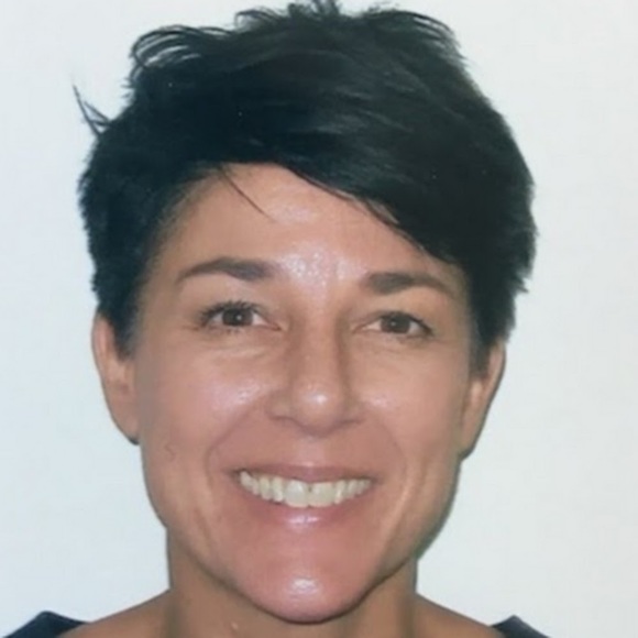 Meet your Posher, Deena - Picture 1 of 1